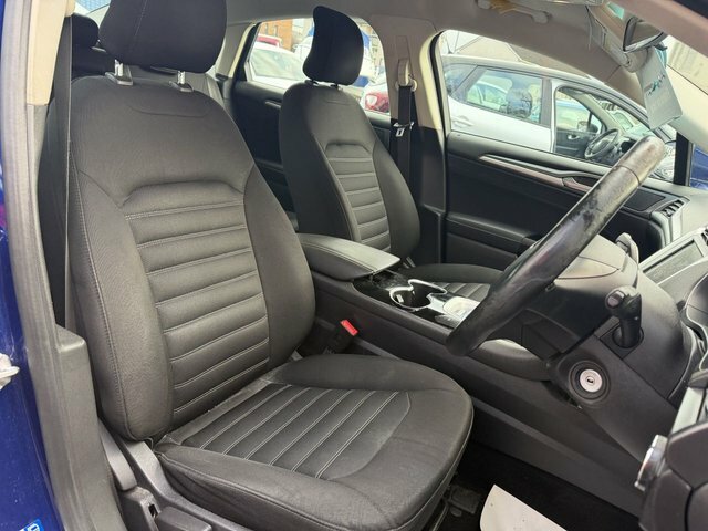 Ford Mondeo 2.0 Tdci Titanium Hatchback Euro Blue #18