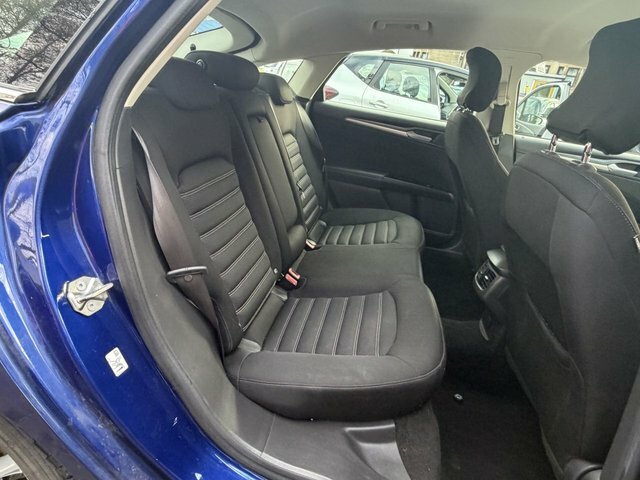 Ford Mondeo 2.0 Tdci Titanium Hatchback Euro Blue #14