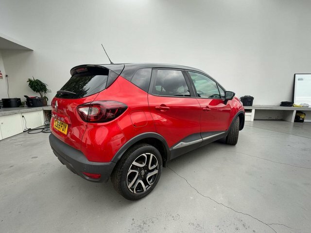 Renault Captur 0.9 Tce Energy Iconic Red #6