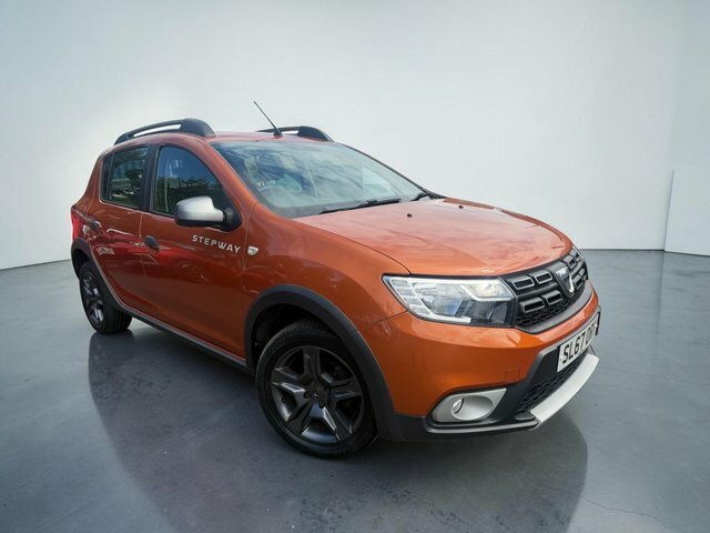 Dacia Sandero Stepway 0.9 Tce Se Summit SL67ORY Orange #2