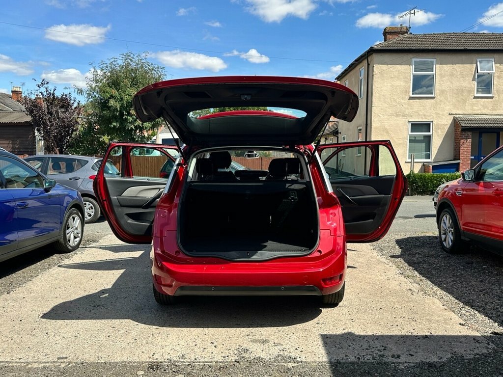 Citroen Grand C4 Picasso 1.6L Feel CX66XOG Red #3