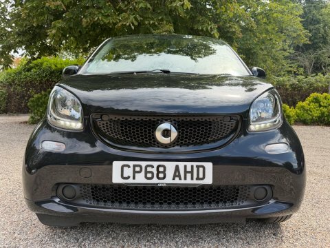 Smart Fortwo Coupe 2018 68 0.9T Black #2