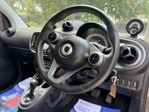 Smart Fortwo Coupe 1.0 201868 Passion Coupe 2 Seats Ulez White #23