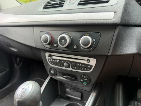 Renault Megane 1.5 Dci I-music Euro 4 Red #22