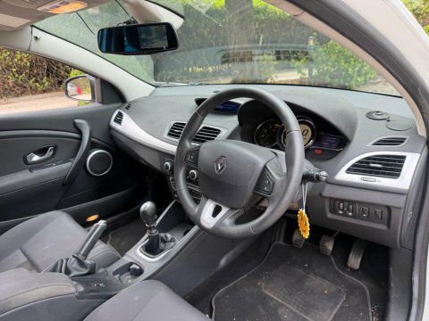 Renault Megane 1.5 Dci I-music Euro 4 Red #7