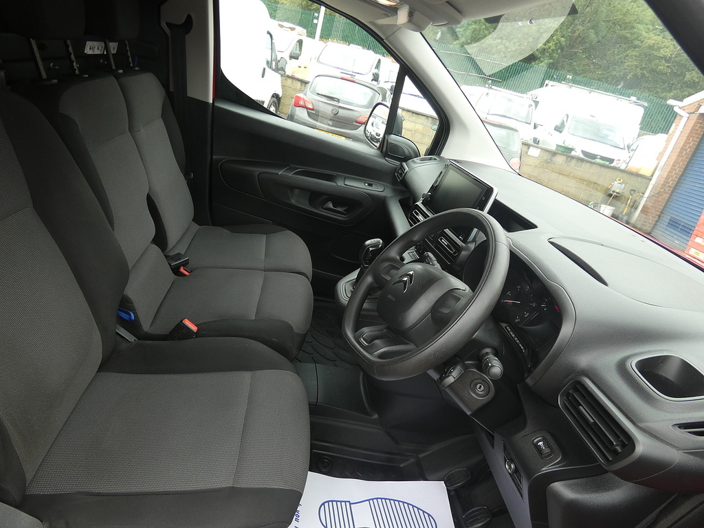 Citroen Berlingo 1.5 Bluehdi 650 Enterprise New Belt Just Fitted U Red