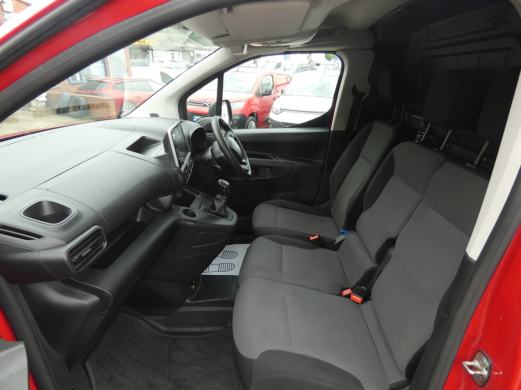 Citroen Berlingo 1.5 Bluehdi 650 Enterprise New Belt Just Fitted U Red #5