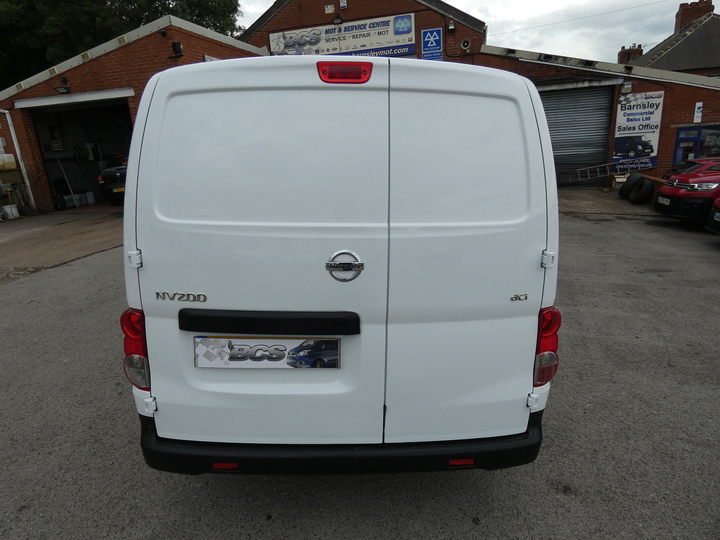 Nissan NV200 1.5 Dci Acenta Van Red #11