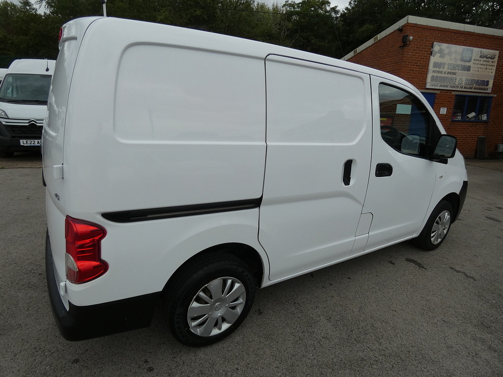 Nissan NV200 1.5 Dci Acenta Van Red #12