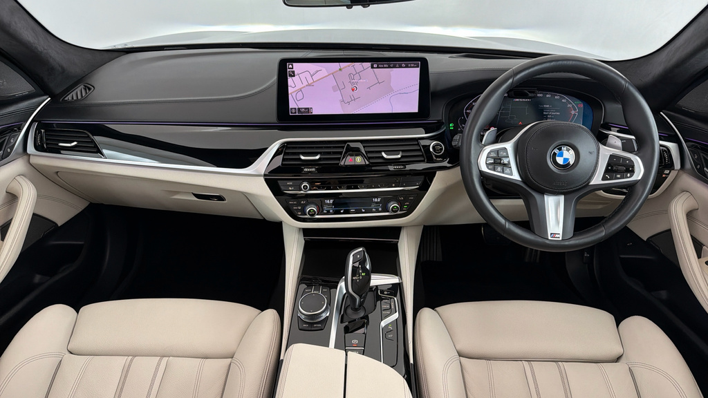 BMW 5 Series 4.4 M550i V8 Saloon Steptronic Xdrive E Grey #4
