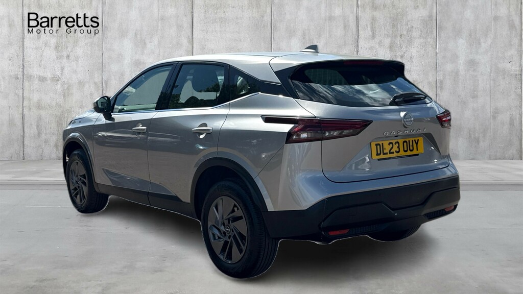 Nissan Qashqai 1.3 Dig-t Mhev Acenta Premium Hybrid DL23OUY Silver #3