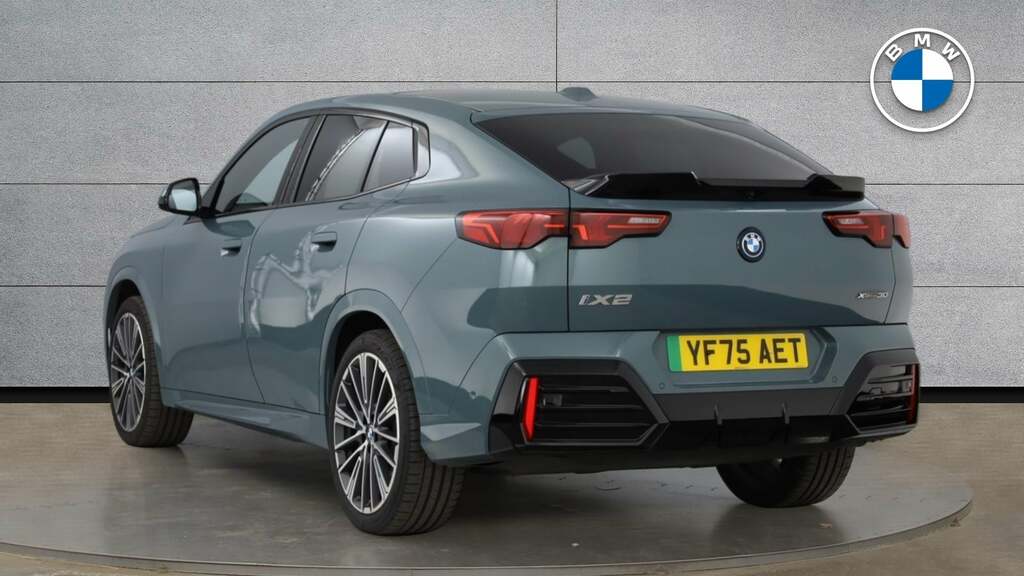 BMW iX2 30 66.5Kwh M Sport Suv Xdrive 1 YF75AET Green #2