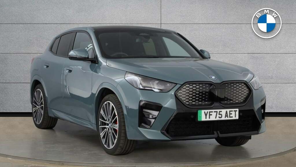 BMW iX2 30 66.5Kwh M Sport Suv Xdrive 1 YF75AET Green