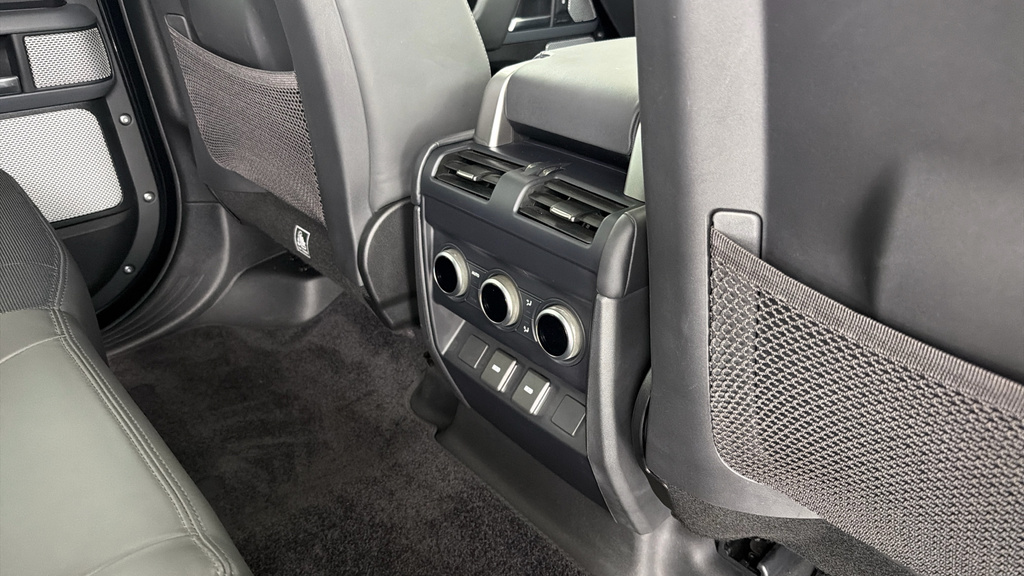 Land Rover Defender 130 D300 Outbound Grey #18