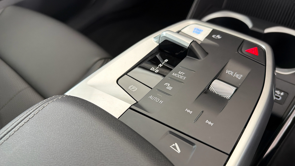 BMW iX1 230Kw Xdrive30 Xline 65Kwh Black #19