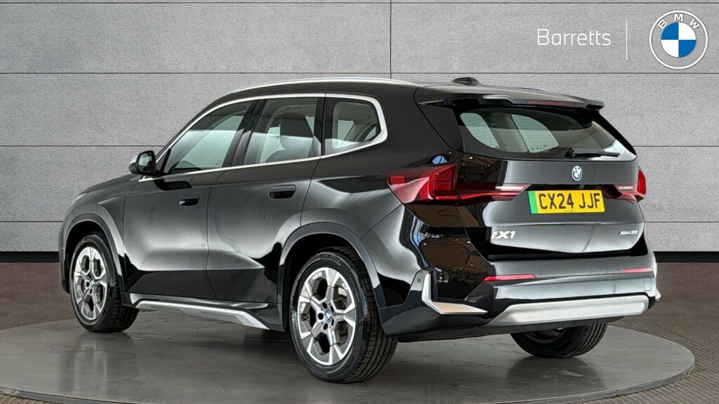 BMW iX1 30 66.5Kwh Xline Suv Xdrive 11K Black #2