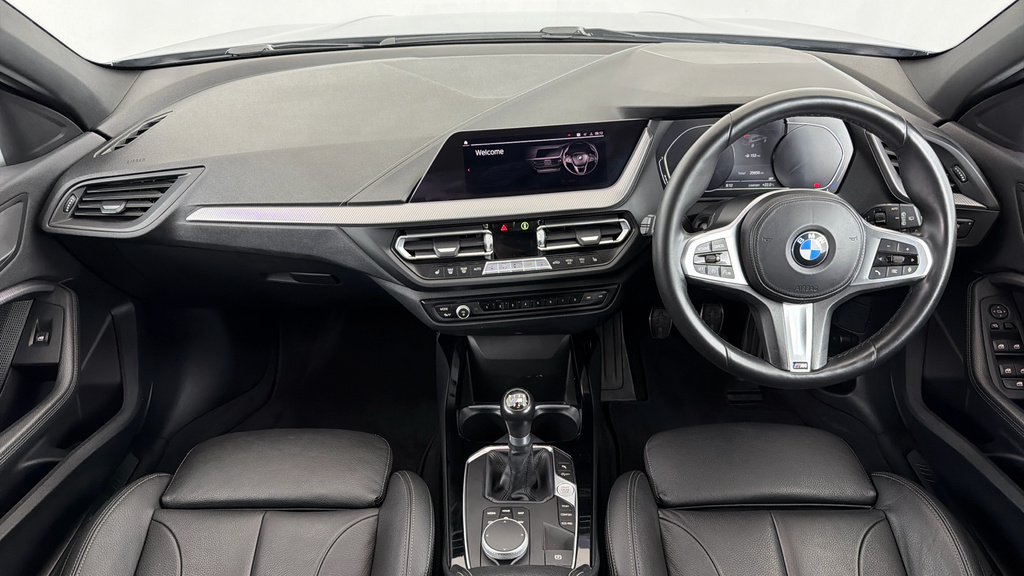 BMW 1 Series 118I M Sport Black #4
