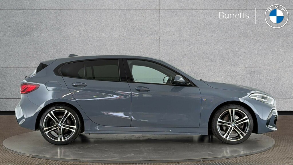 BMW 1 Series 118I M Sport Black #3