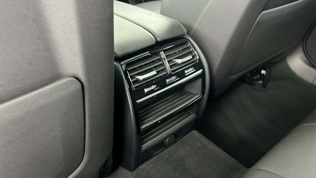 BMW 5 Series 520D Xdrive M Sport Black #25