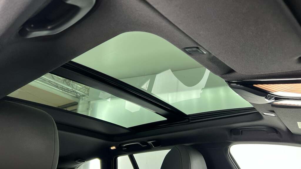 BMW 5 Series 520D Xdrive M Sport Black #37