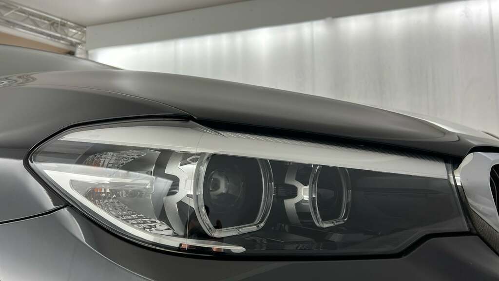 BMW 5 Series 520D Xdrive M Sport Black #23