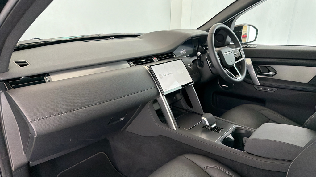 Land Rover Discovery Sport D200 Dynamic Se Grey #34