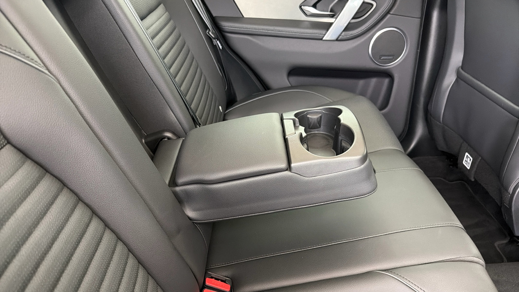Land Rover Discovery Sport D200 Dynamic Se Grey #44