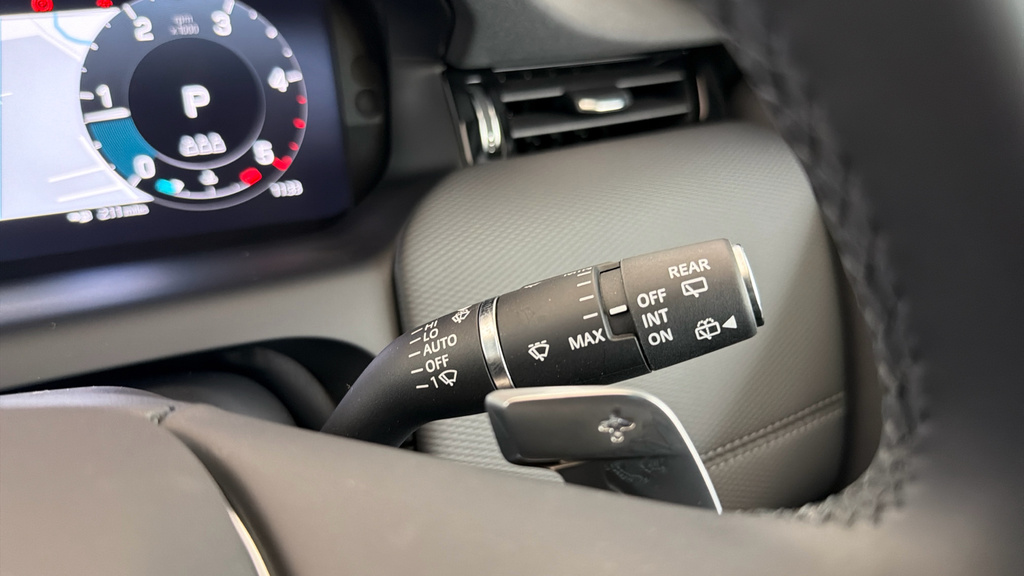 Land Rover Discovery Sport D200 Dynamic Se Grey #27
