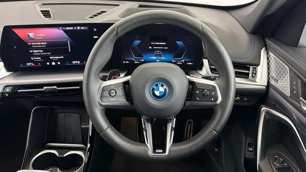 BMW iX1 20 66.5Kwh M Sport Suv Edrive 1 Black #5