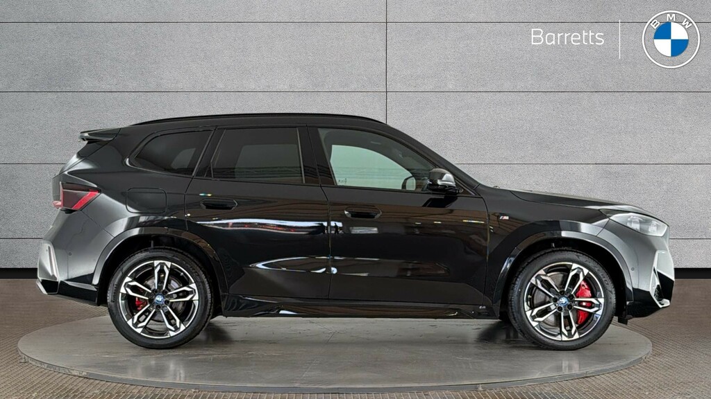 BMW iX1 20 66.5Kwh M Sport Suv Edrive 1 Black #3