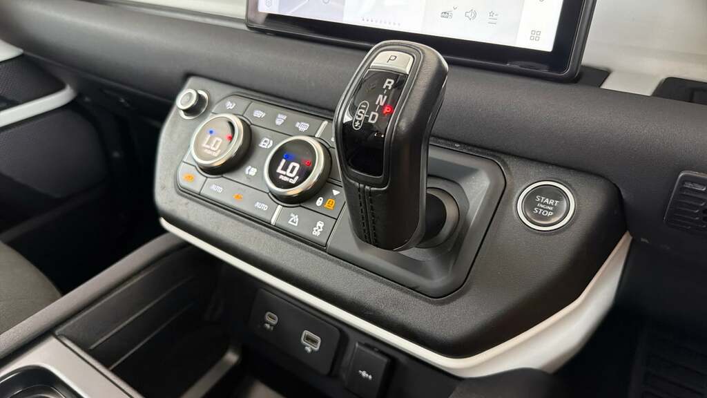 Land Rover Defender 110 2.0 Sd4 Se 4Wd Euro 6 Ss Black #11