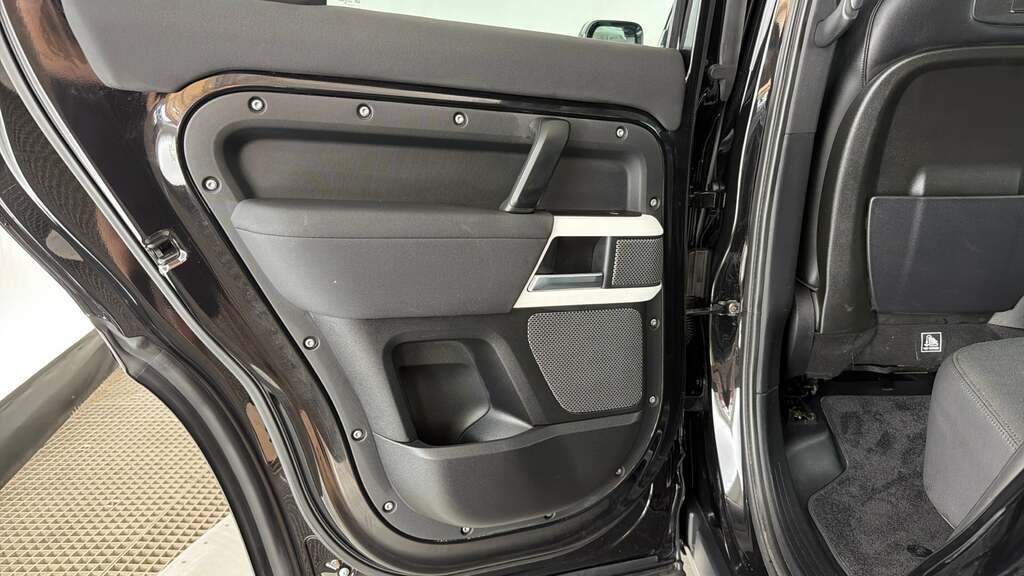 Land Rover Defender 110 2.0 Sd4 Se 4Wd Euro 6 Ss Black #29