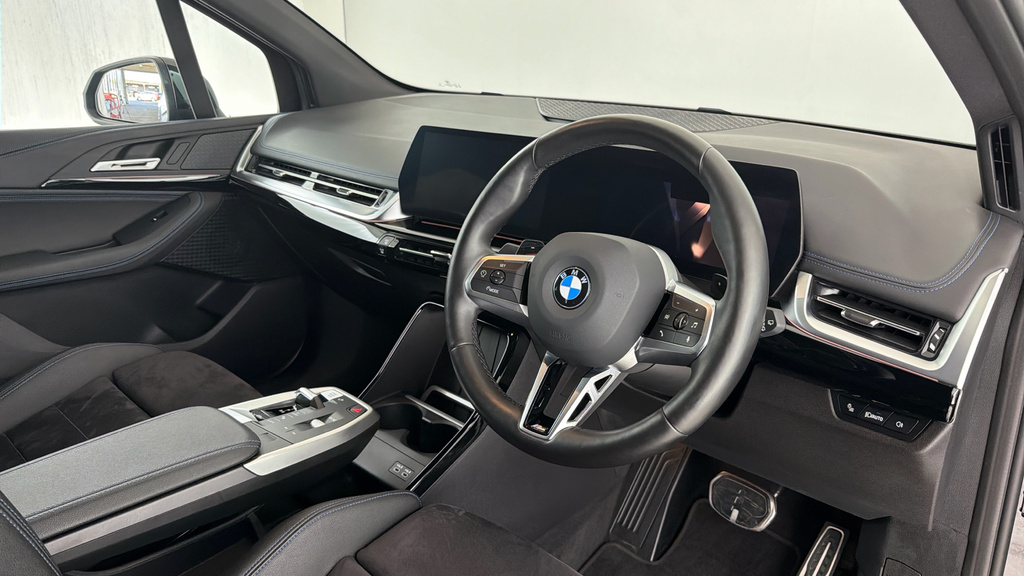 BMW 2 Series 1.5 220I Mht M Sport Mpv Hybrid Dct Eur Black #6