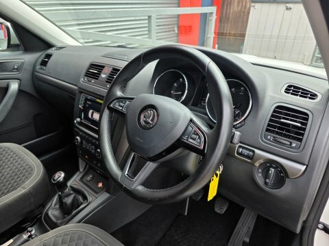 Skoda Yeti 1.2 Tsi 110 Se L Dsg #17
