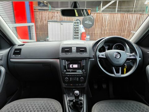 Skoda Yeti 1.2 Tsi 110 Se L Dsg #9