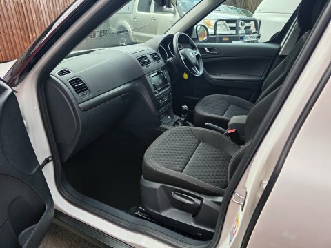Skoda Yeti 1.2 Tsi 110 Se L Dsg #12