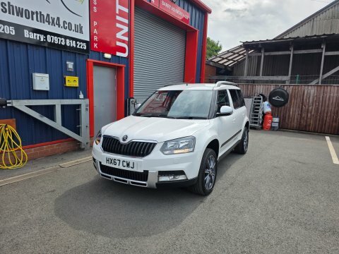 Skoda Yeti Outdoor Se Drive White