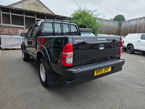 Toyota HILUX Active 4X4 D-4d Black #6