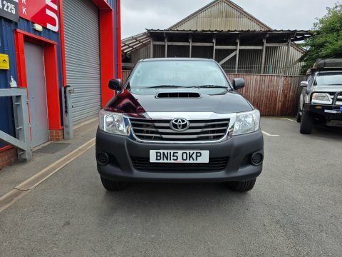 Toyota HILUX Active 4X4 D-4d Black #2