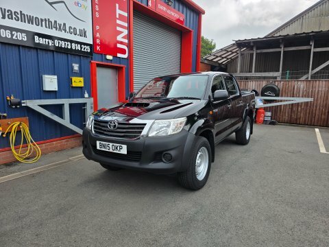 Toyota HILUX Active 4X4 D-4d Black