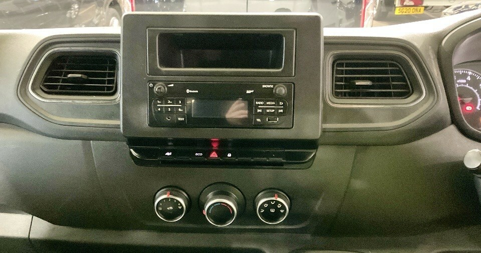 Nissan NV400 2.3 Dci 35 Tekna Panel Van Fwd L White #7