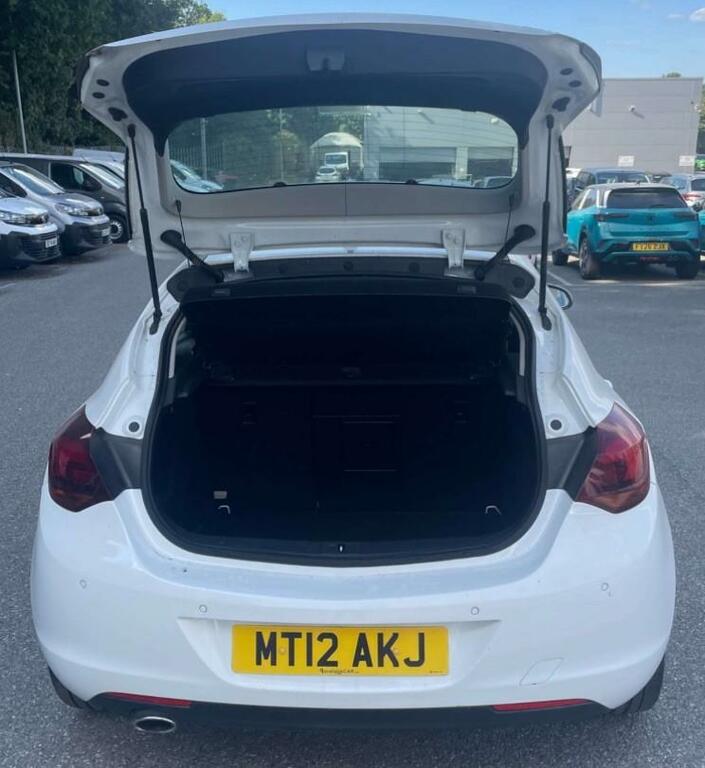 Vauxhall Astra Elite Cdti S S White #4