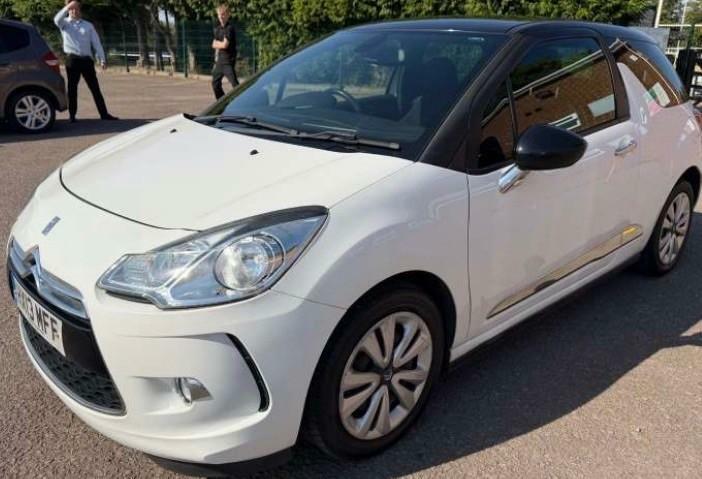 Citroen DS3 D Style E-hdi White #3