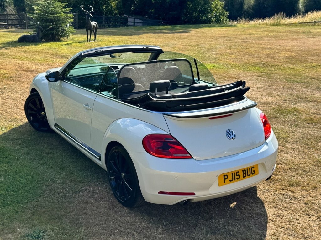Volkswagen Beetle 2L Sport White #3
