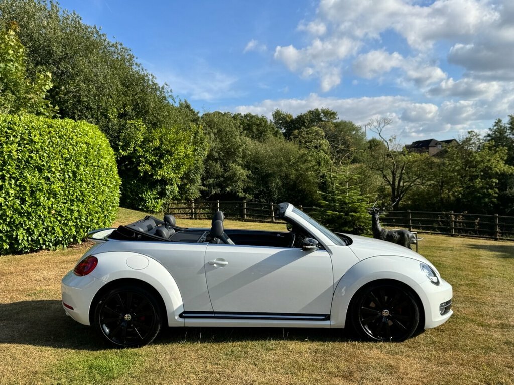 Volkswagen Beetle 2L Sport White #5