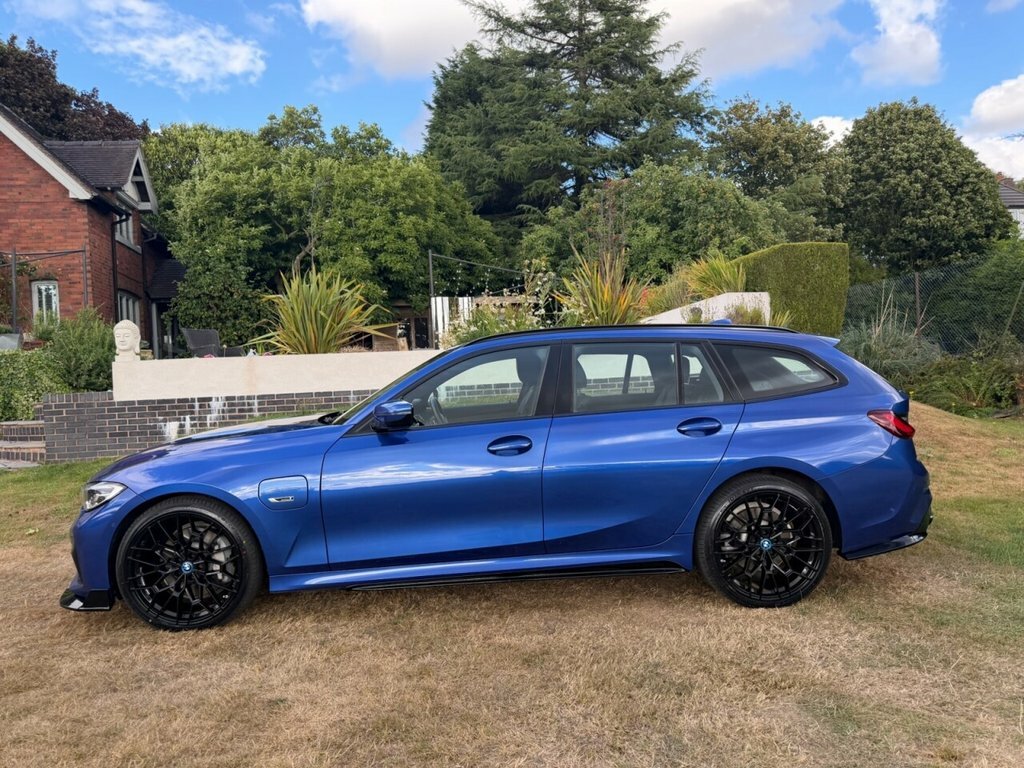 BMW 3 Series 2L M Sport Blue #4