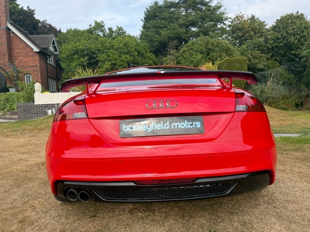 Audi TT 2L Black Edition Red #3