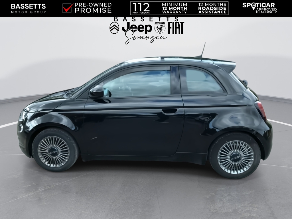 Fiat 500E Icon Black #5