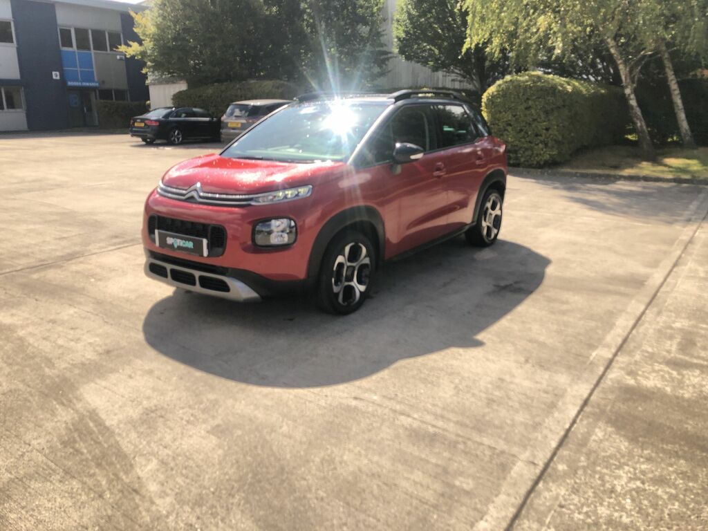 Citroen C3 Aircross Puretech Shine Plus Ss GY21CZN Red