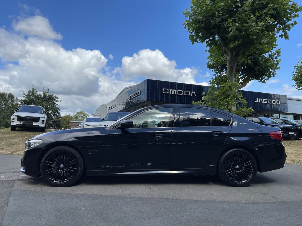 BMW 5 Series 530E M Sport Black #5